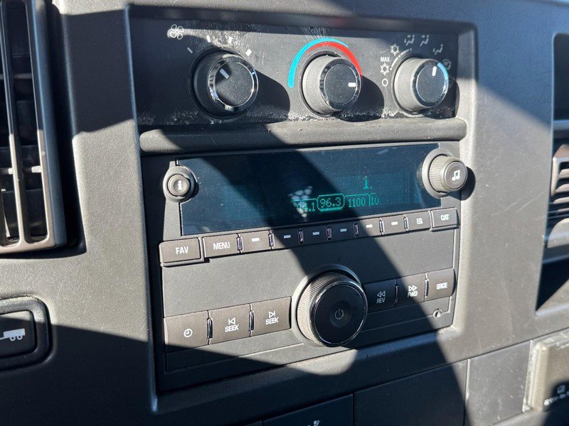 Used 2018 GMC Savana 2500 w/ Driver Convenience Package image 20