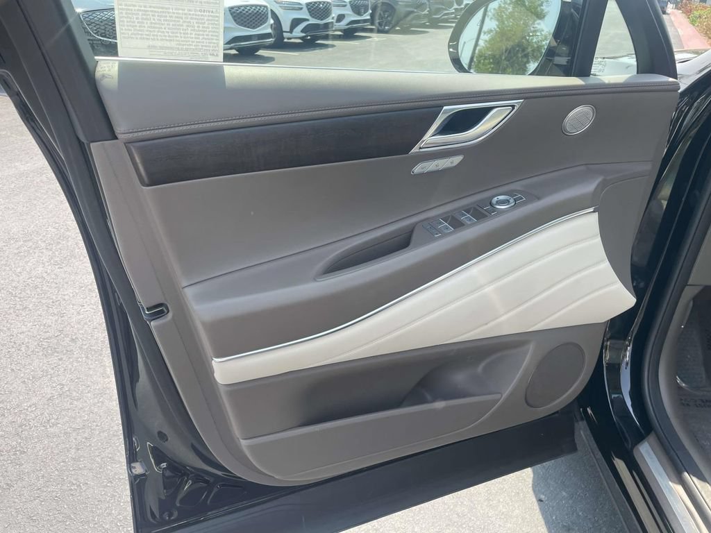 Certified 2023 Genesis GV80 3.5T AWD/4WD image 18