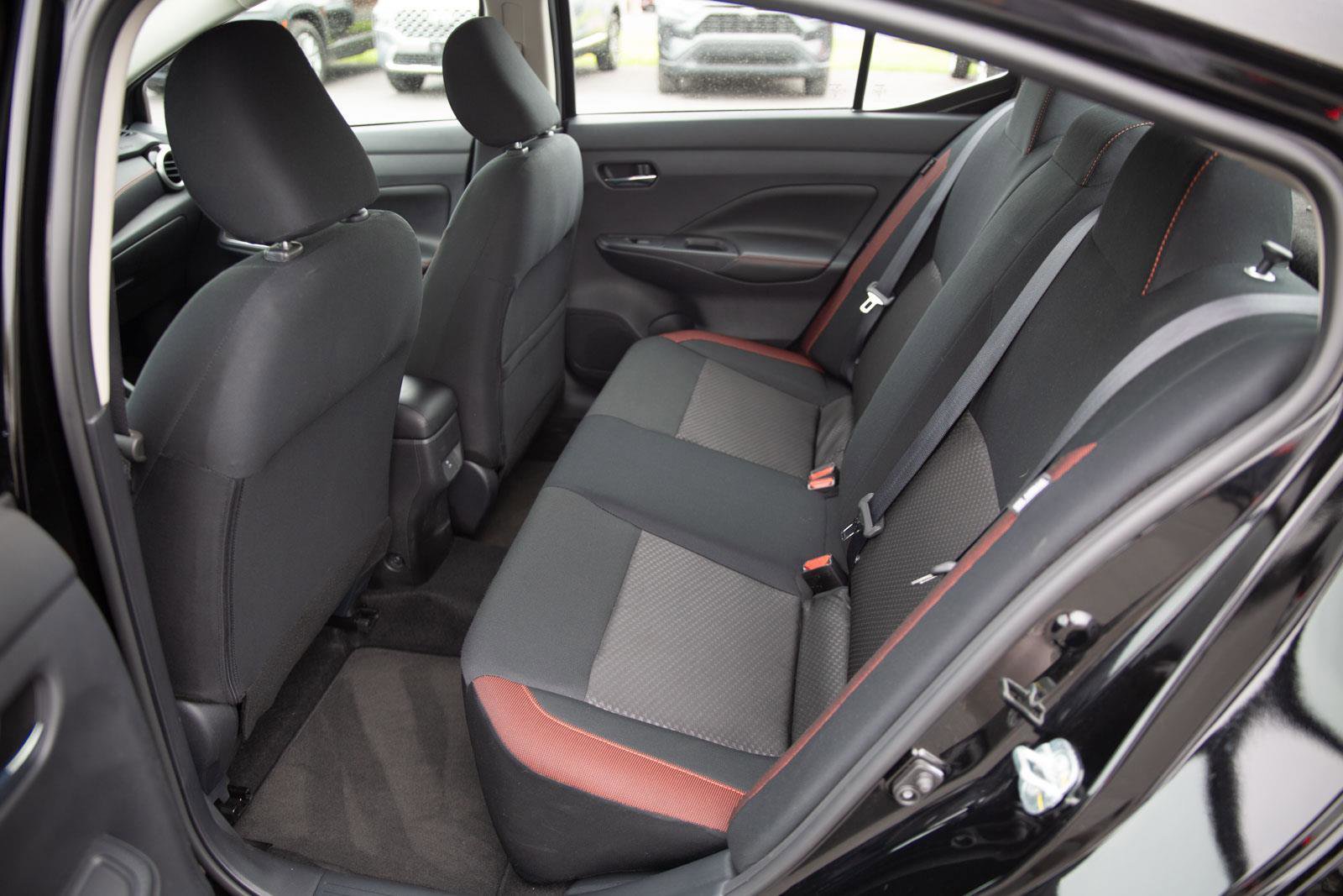 Used 2025 Nissan Versa SR image 20