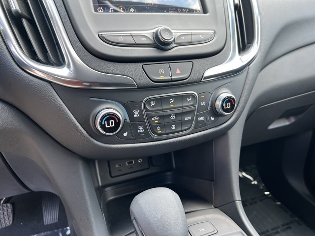 Used 2024 Chevrolet Equinox LT FWD image 27