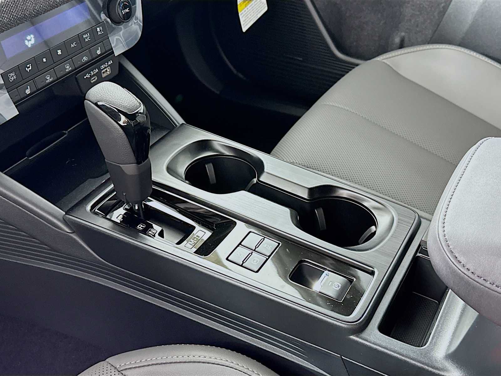 New 2026 Subaru Outback Limited AWD/4WD image 16