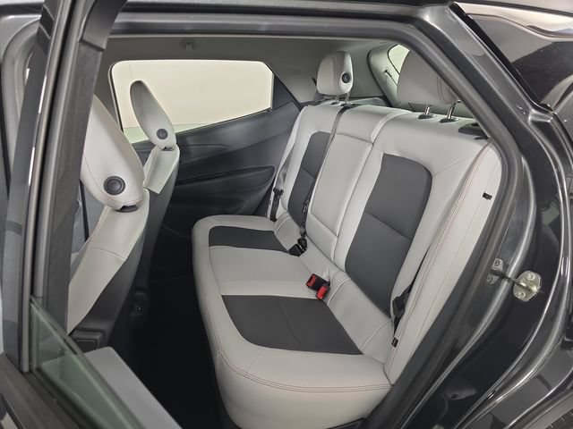 Used 2019 Chevrolet Bolt Premier w/ Infotainment Package FWD image 24