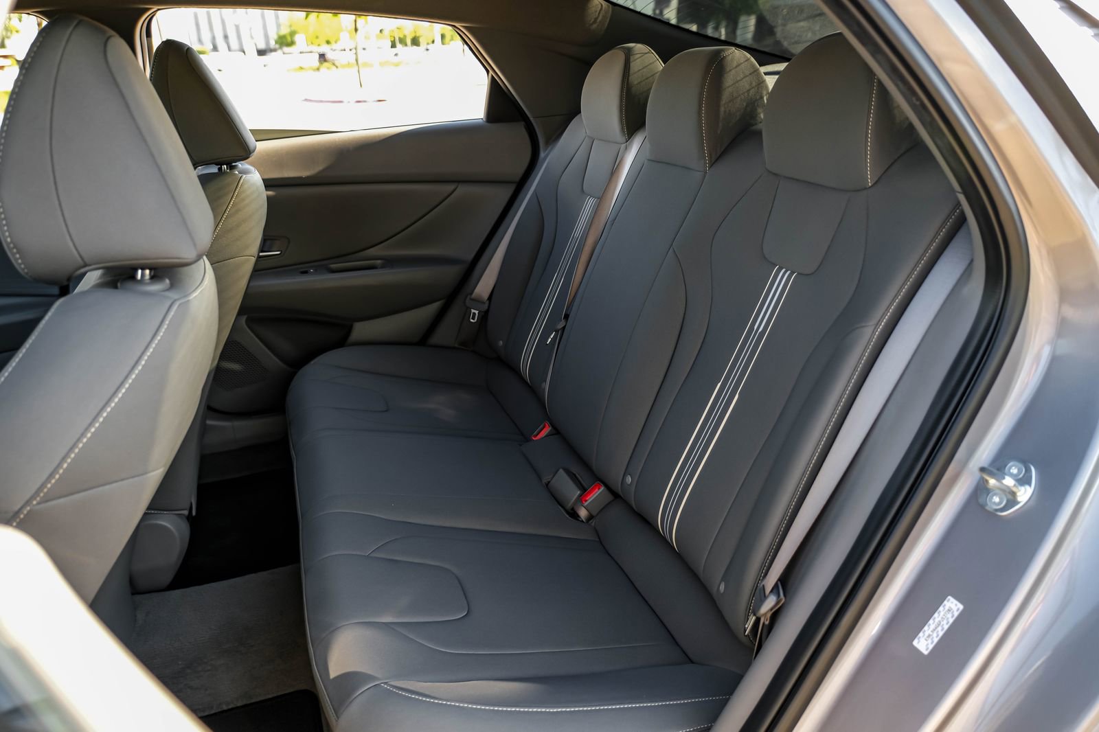Used 2023 Hyundai Elantra SEL FWD image 33