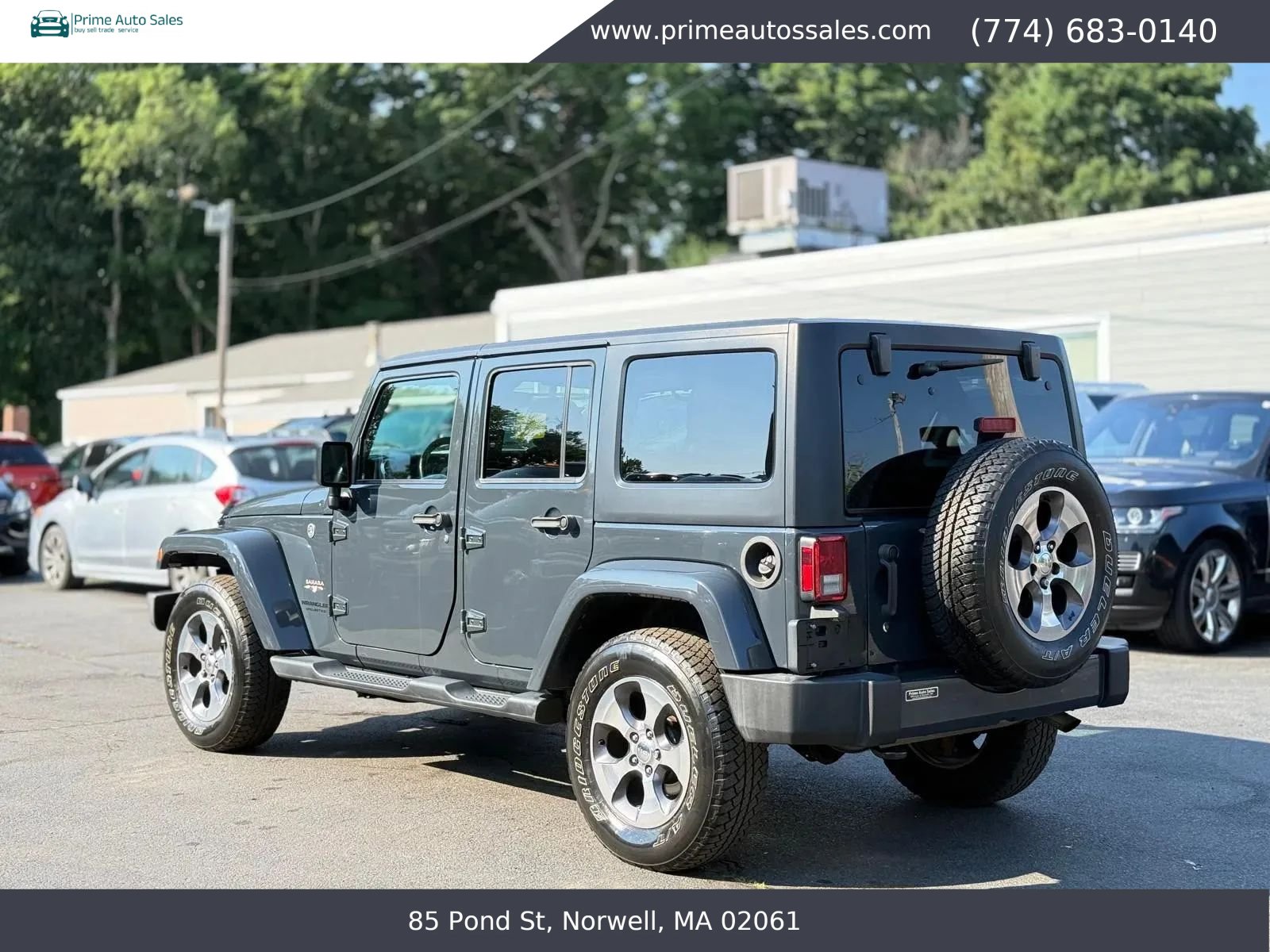 Used 2016 Jeep Wrangler Unlimited Sahara w/ Dual Top Group AWD/4WD image 8