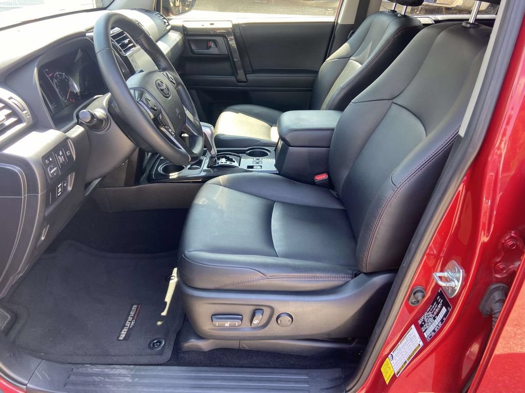 Used 2023 Toyota 4Runner TRD Off-Road Premium w/ Moonroof Package AWD/4WD image 17