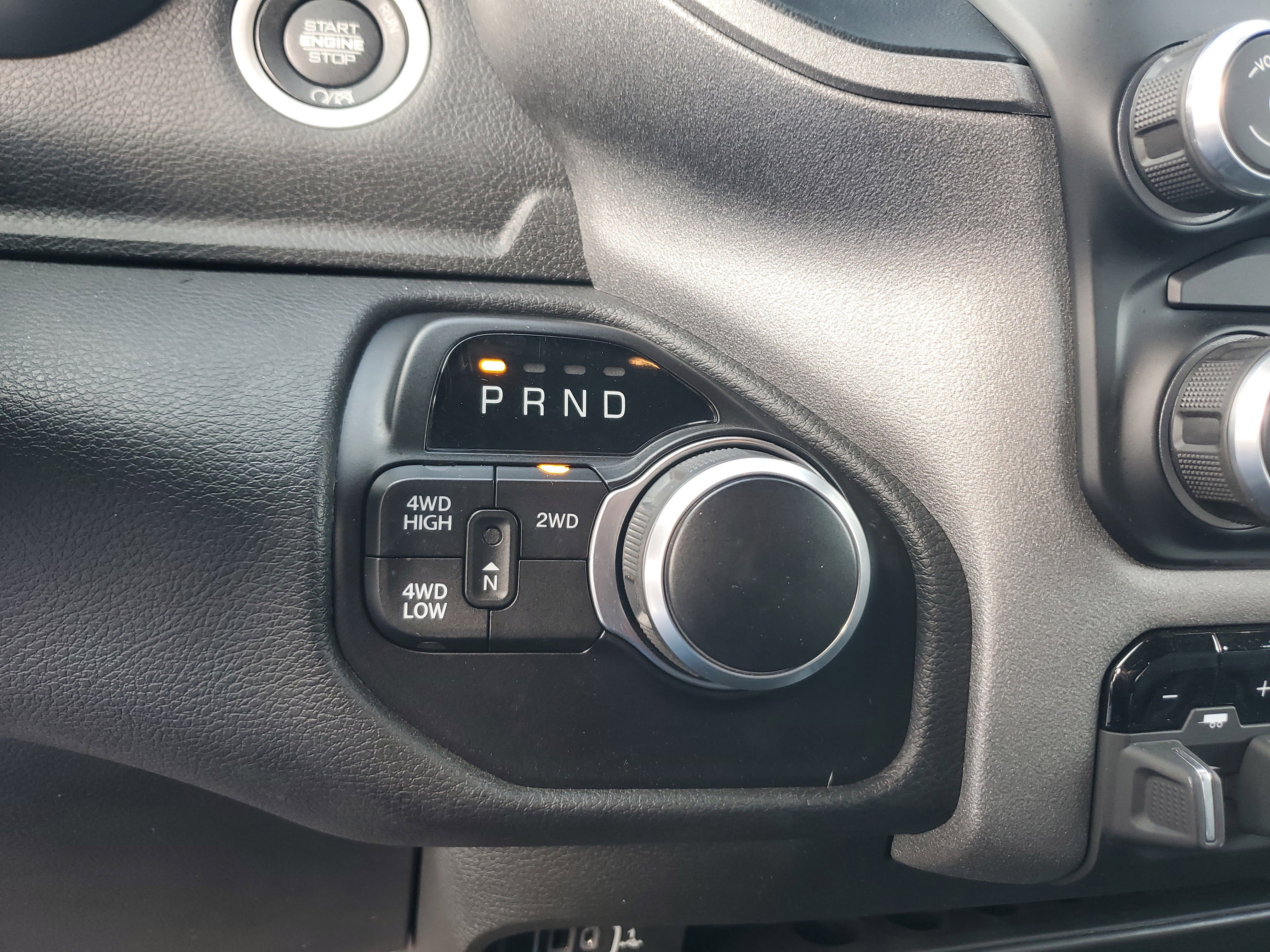 Used 2024 RAM 3500 Tradesman w/ Chrome Appearance Group image 23