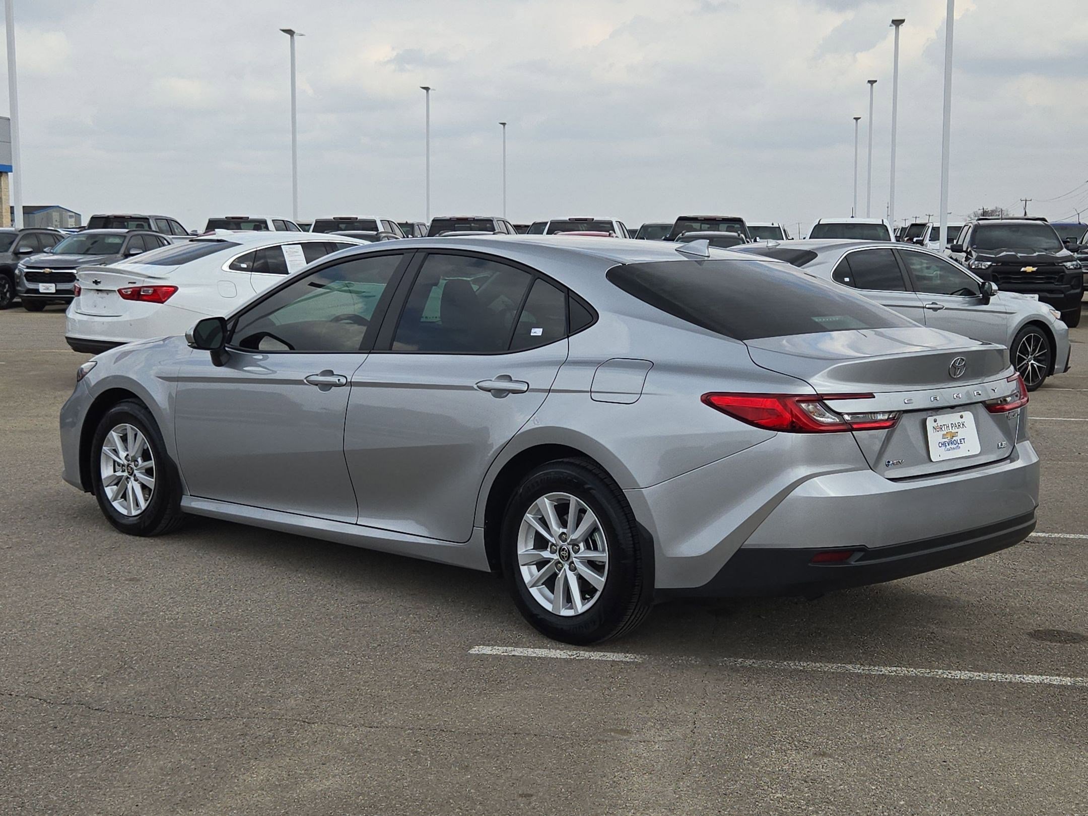 Used 2026 Toyota Camry LE FWD image 5