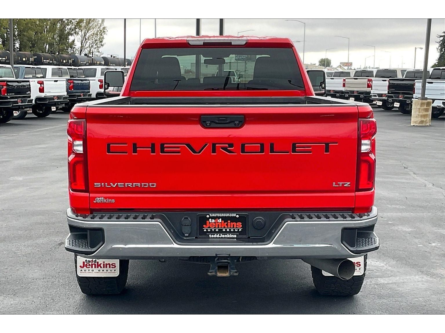 Used 2020 Chevrolet Silverado 3500 LTZ AWD/4WD image 4