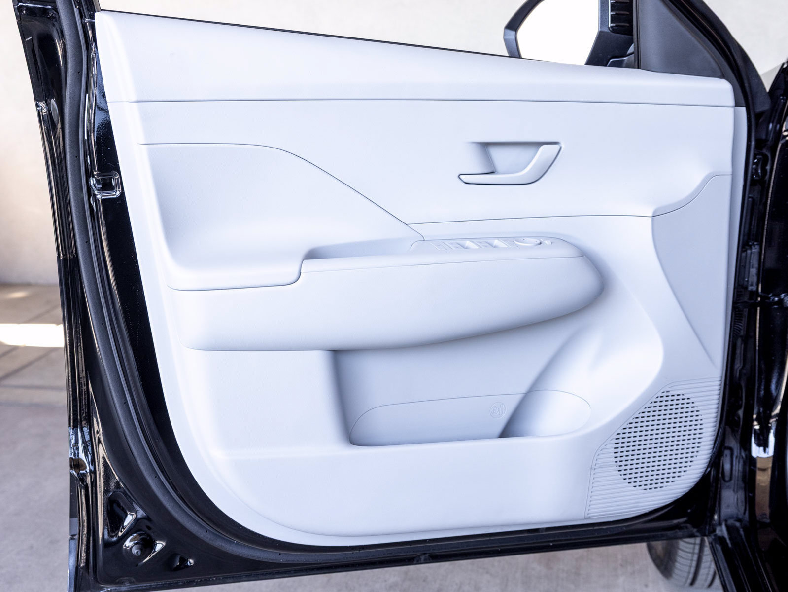 New 2025 Hyundai Kona SEL FWD image 13
