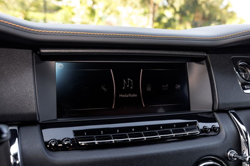Used 2020 Rolls-Royce Cullinan AWD/4WD image 39