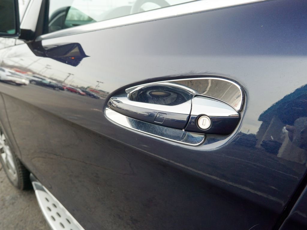 Used 2015 Mercedes-Benz GL 450 4MATIC image 8