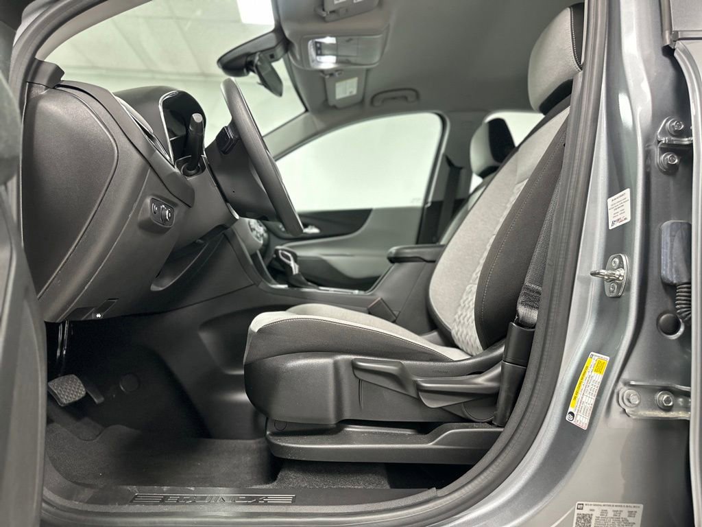 Used 2024 Chevrolet Equinox LS FWD image 18