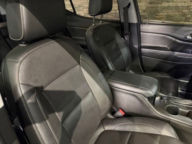 Used 2019 GMC Acadia SLT w/ LPO, Floor Liner Package FWD image 2