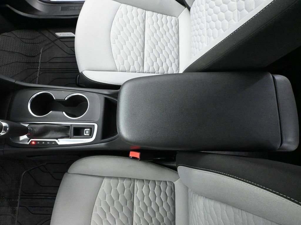 Used 2021 Chevrolet Equinox LS w/ LS Convenience Package image 34