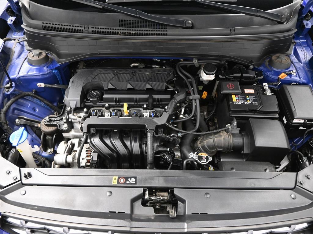 Used 2023 Hyundai Venue Limited w/ Cargo Package image 29