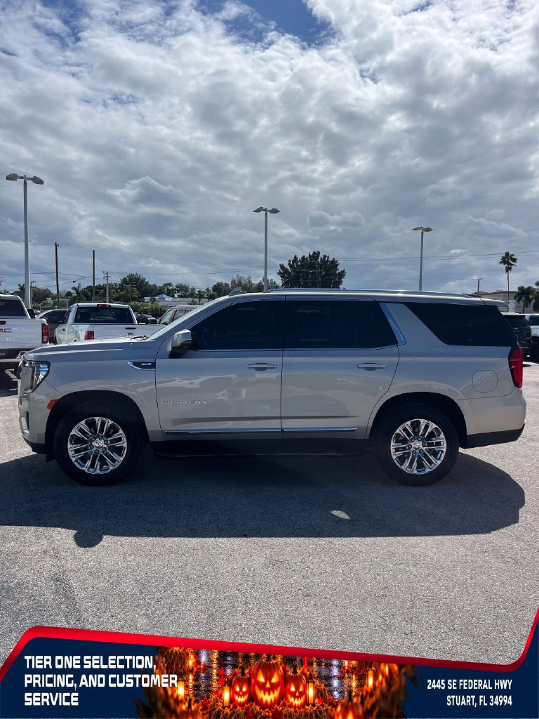 Used 2022 GMC Yukon SLT w/ SLT Premium Package RWD image 3
