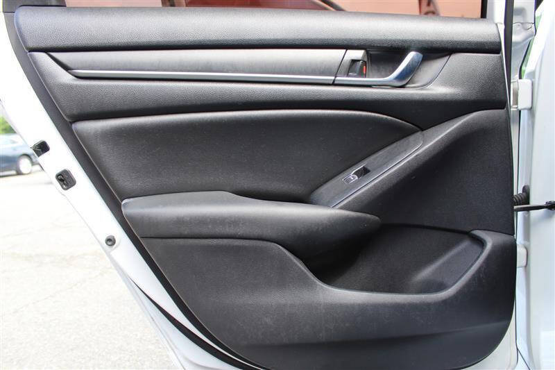 Used 2019 Honda Accord Sport image 19
