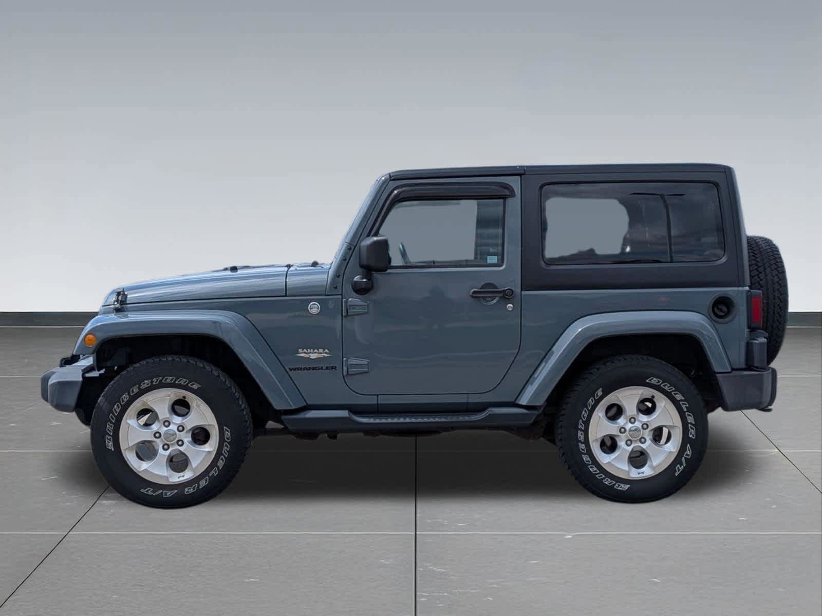 Used 2014 Jeep Wrangler Sahara w/ Dual Top Group AWD/4WD image 2