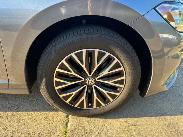 Used 2019 Volkswagen Jetta SE FWD image 31