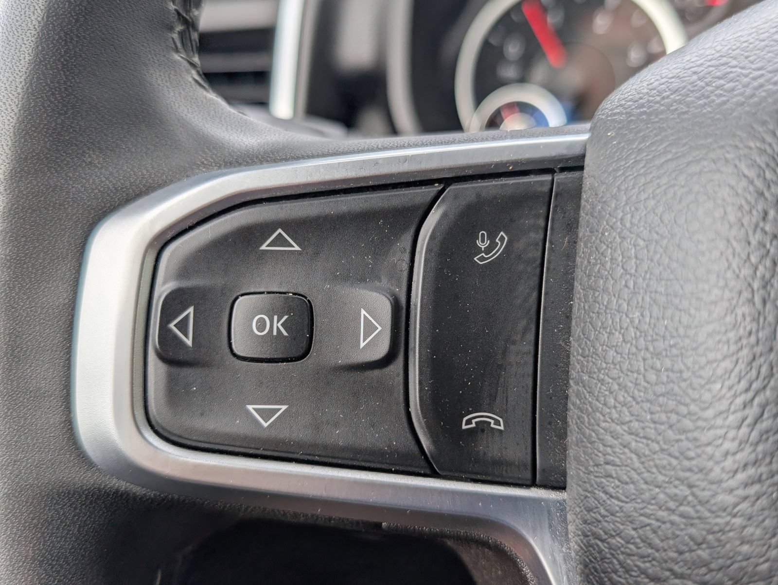 Used 2025 RAM 2500 Big Horn AWD/4WD image 22