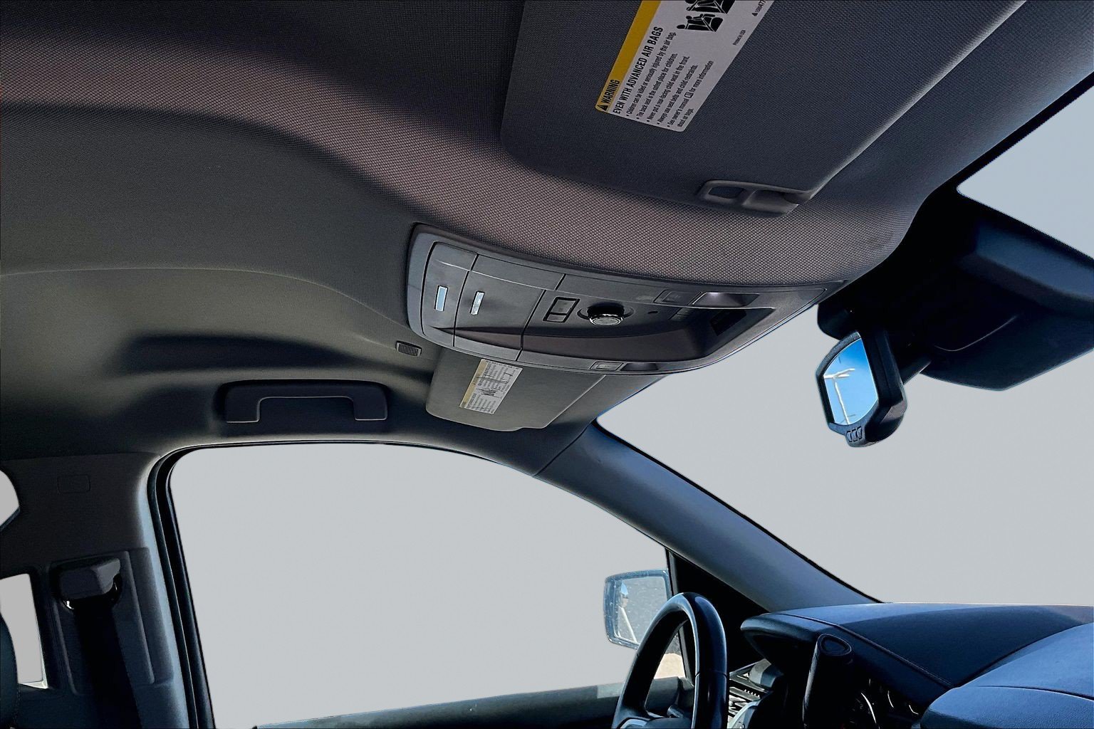 Used 2019 Chevrolet Suburban LT AWD/4WD image 26