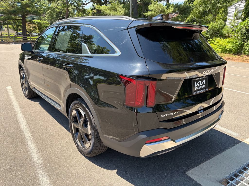 Used 2025 Kia Sorento EX AWD/4WD image 5
