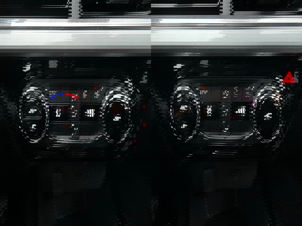 Used 2025 Chevrolet Trax LT image 24