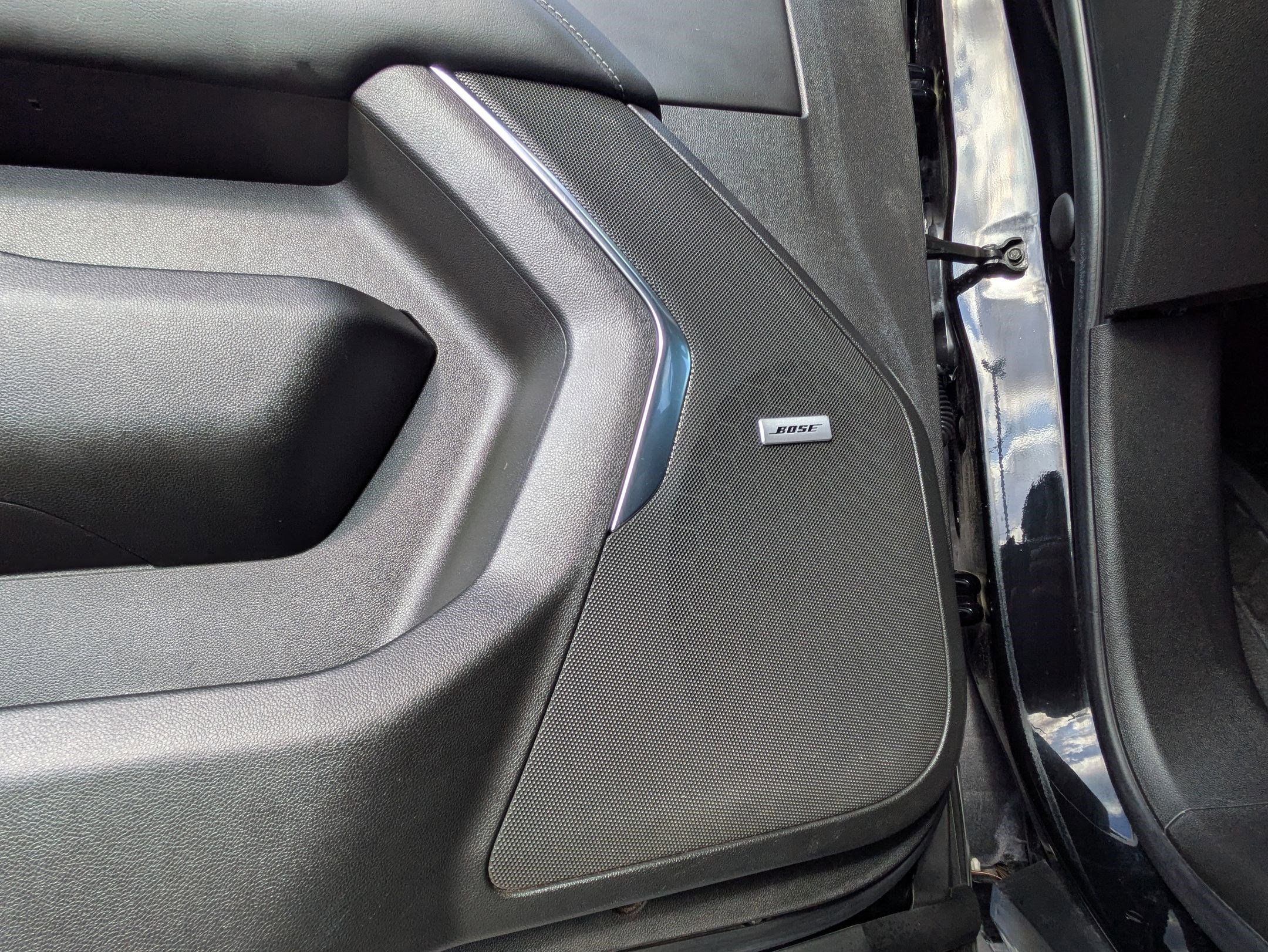 Used 2022 Chevrolet Tahoe Z71 w/ Luxury Package image 14