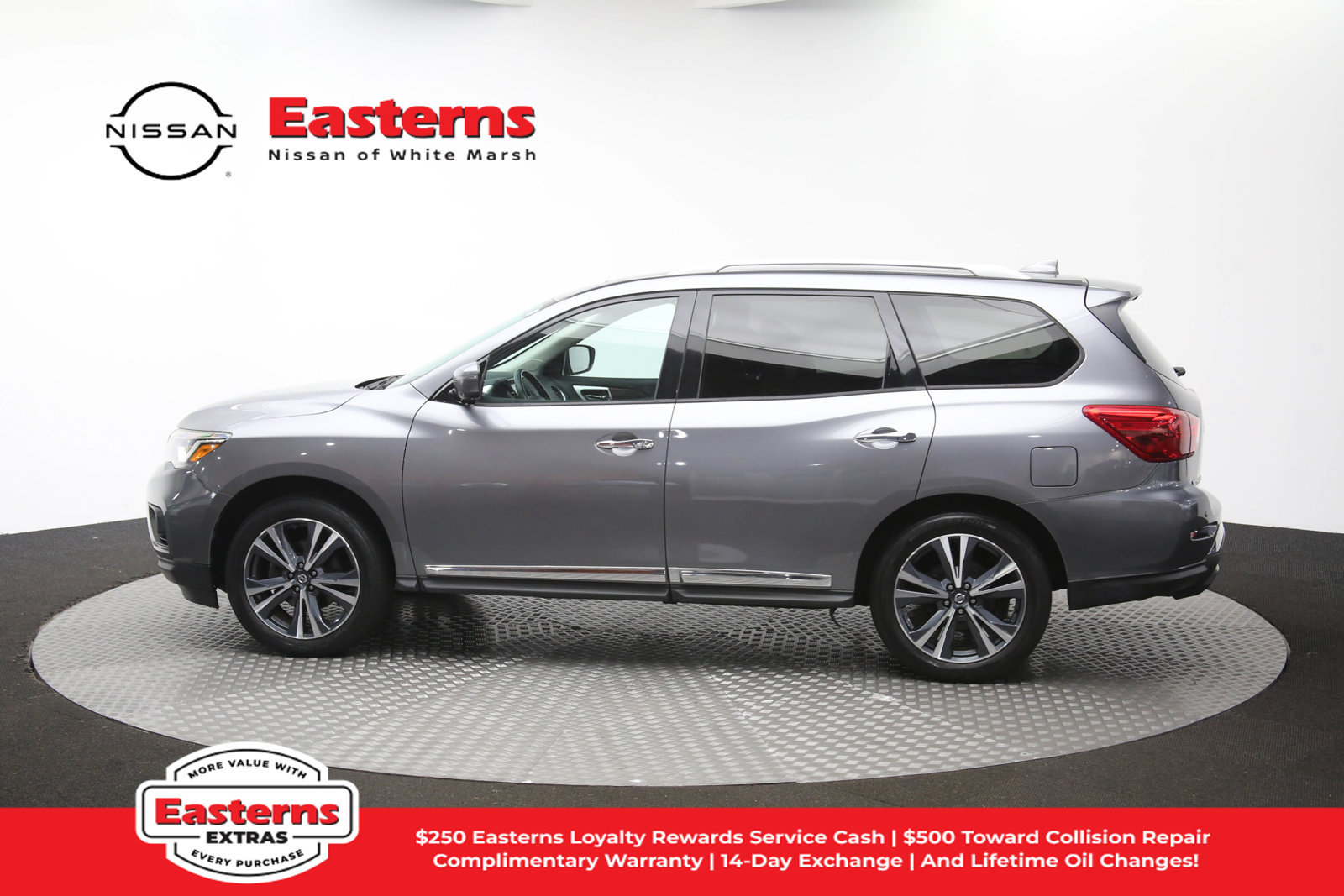 Used 2020 Nissan Pathfinder Platinum AWD/4WD image 64