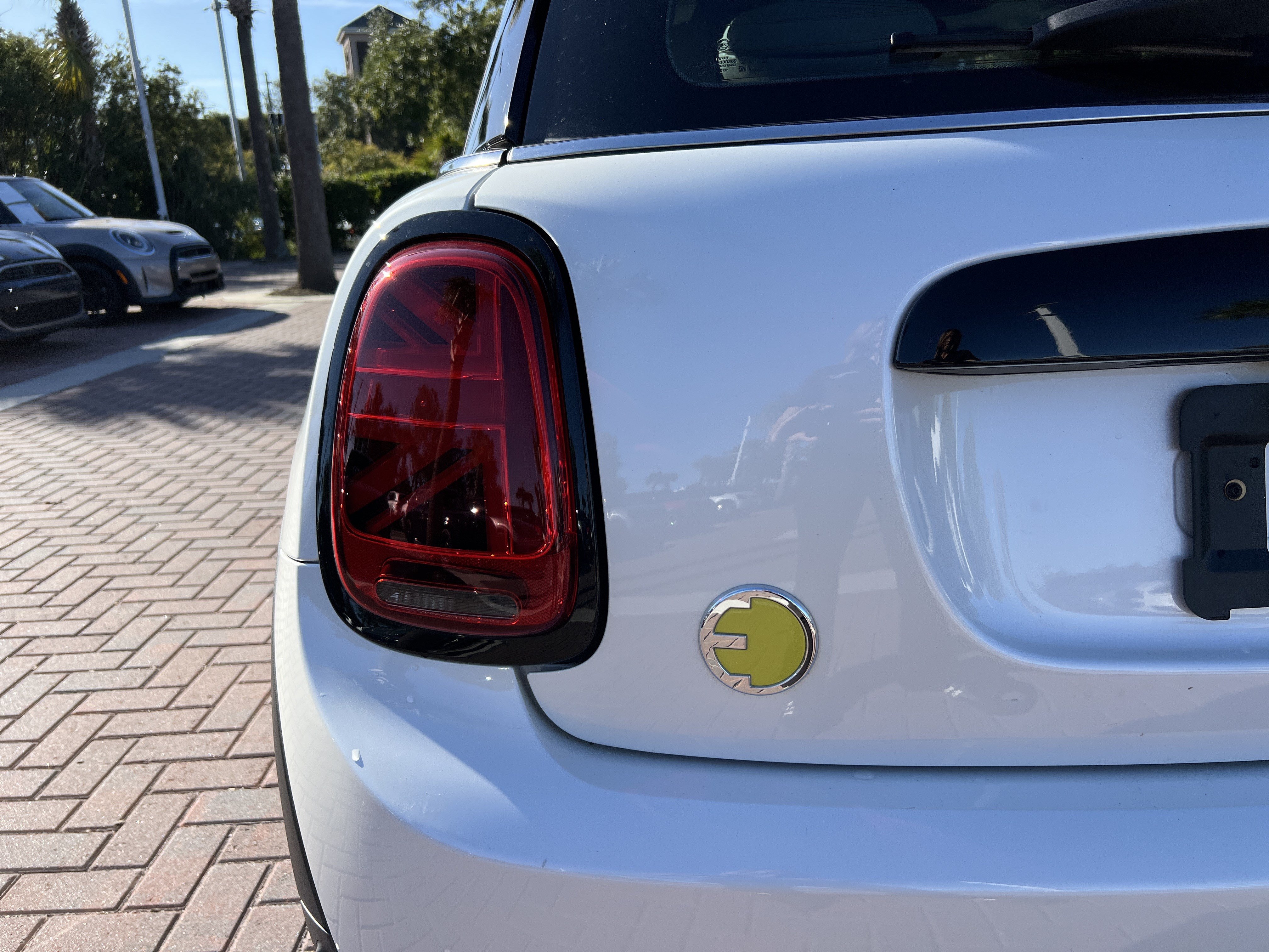 Used 2024 MINI Cooper SE FWD image 36