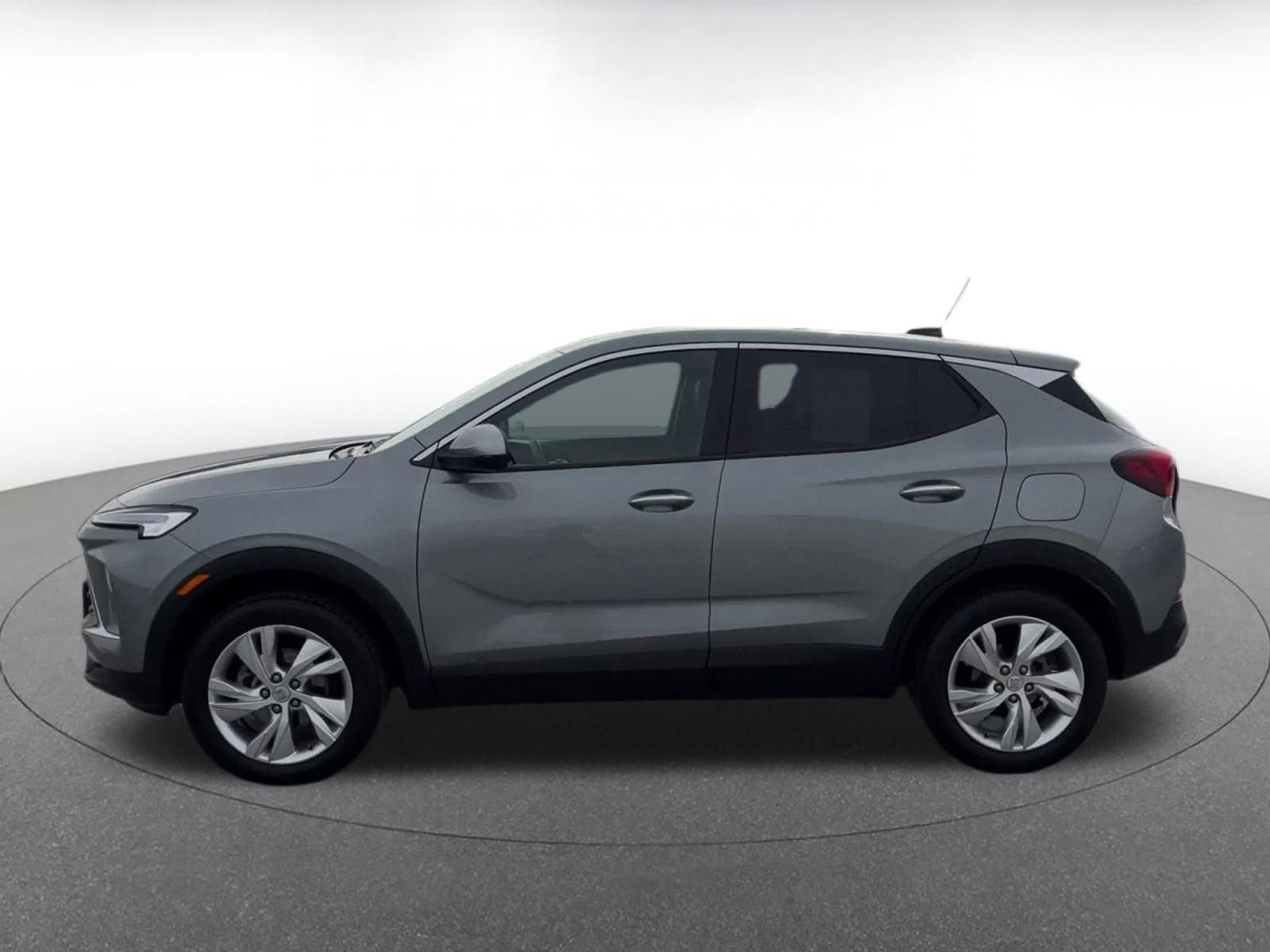 Used 2025 Buick Encore GX Preferred image 9