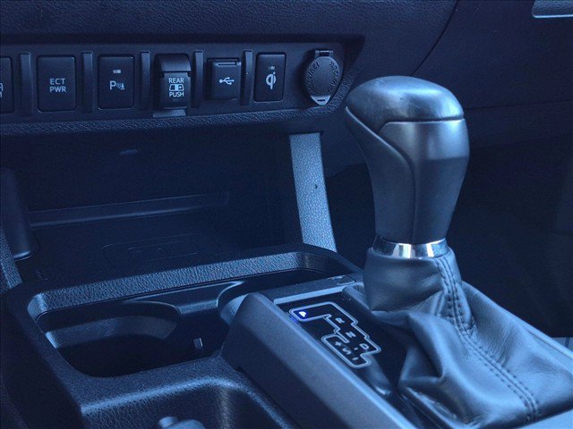 Used 2023 Toyota Tacoma TRD Off-Road w/ Technology Package AWD/4WD image 13