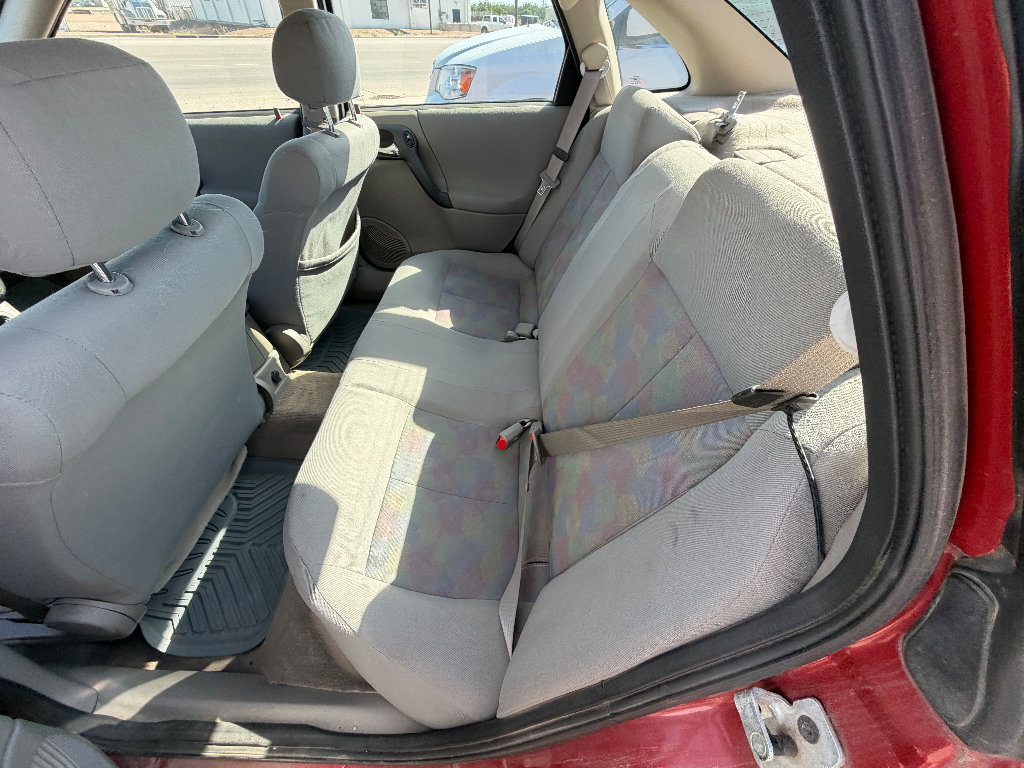 Used 2003 Saturn L-Series L200 FWD image 29