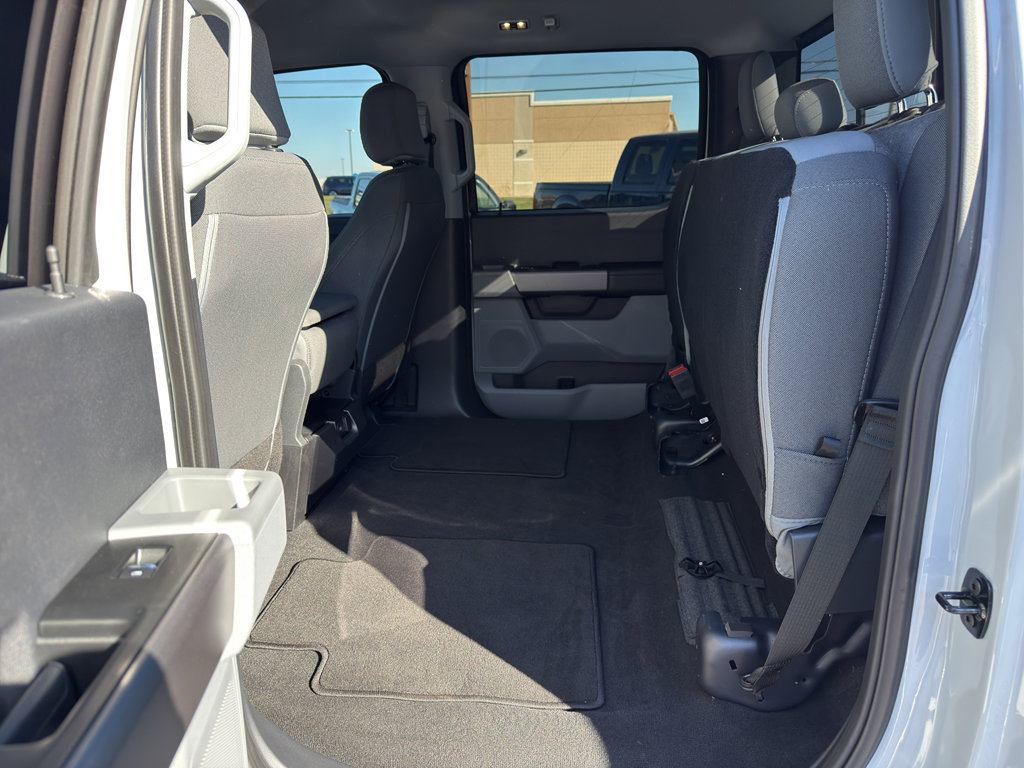 Used 2025 Ford F250 XL w/ STX Appearance Package image 21