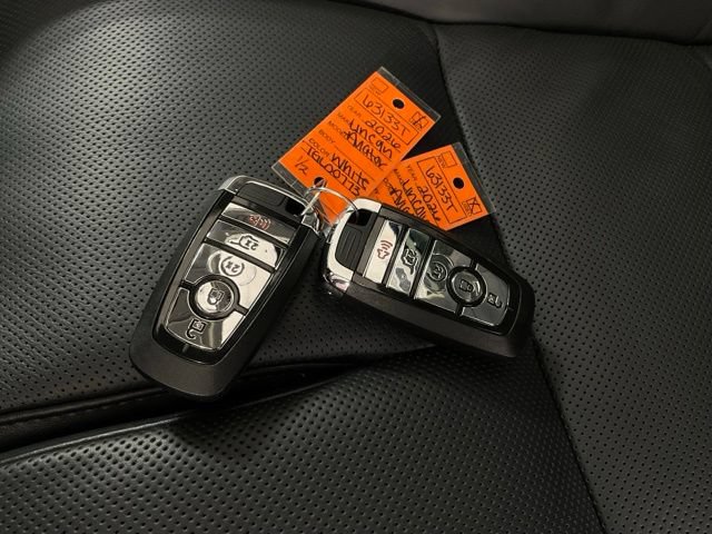Used 2026 Lincoln Aviator Reserve AWD/4WD image 44