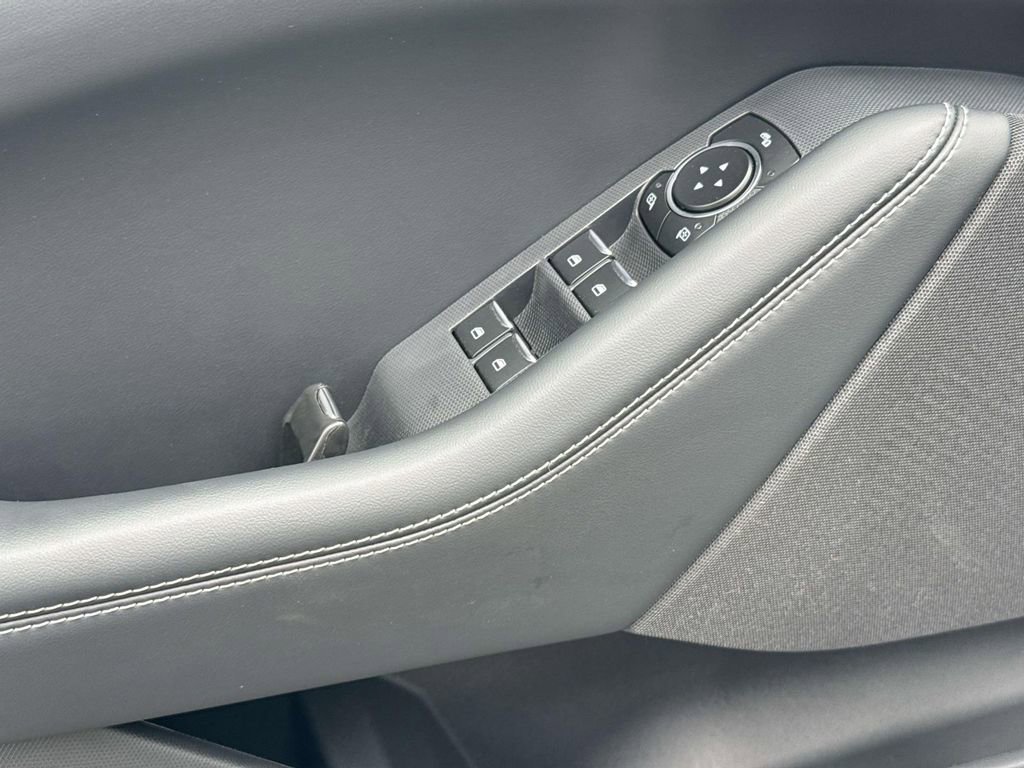 Certified 2025 Ford Mustang Mach-E Select RWD image 22
