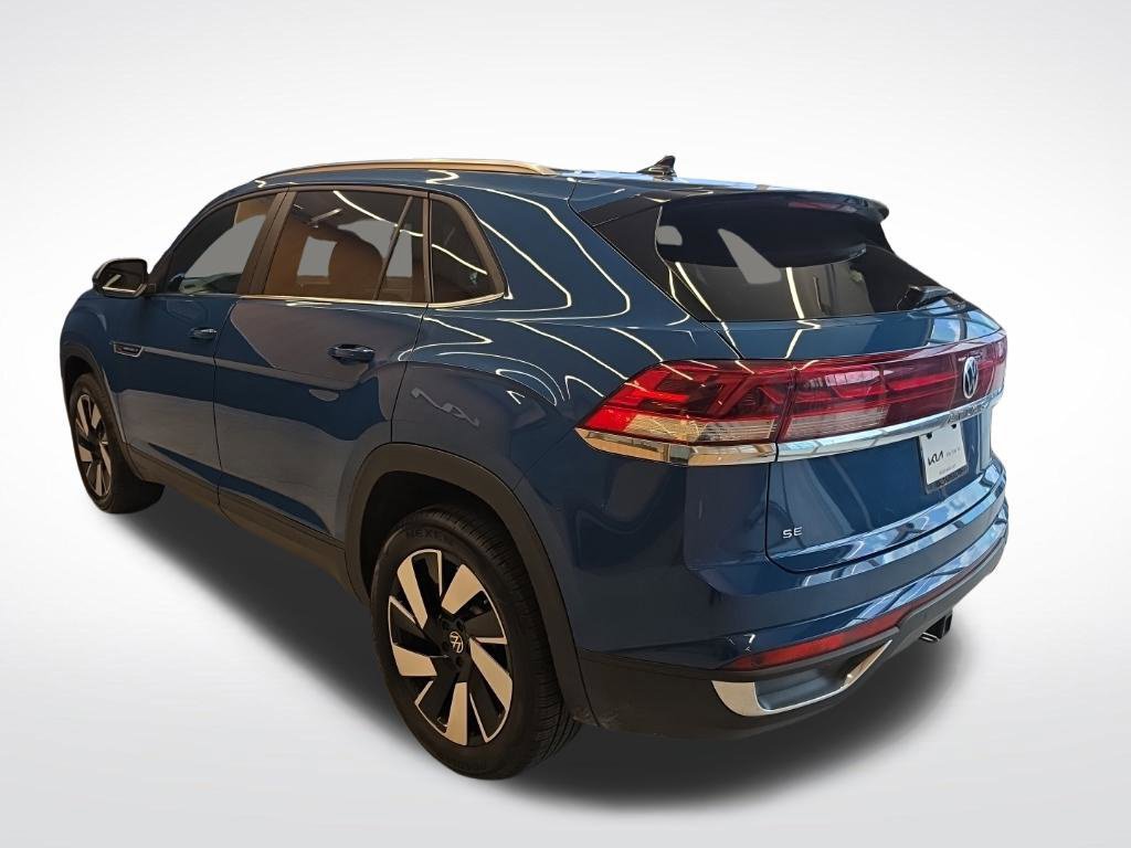 Used 2026 Volkswagen Atlas Cross Sport SE FWD image 11