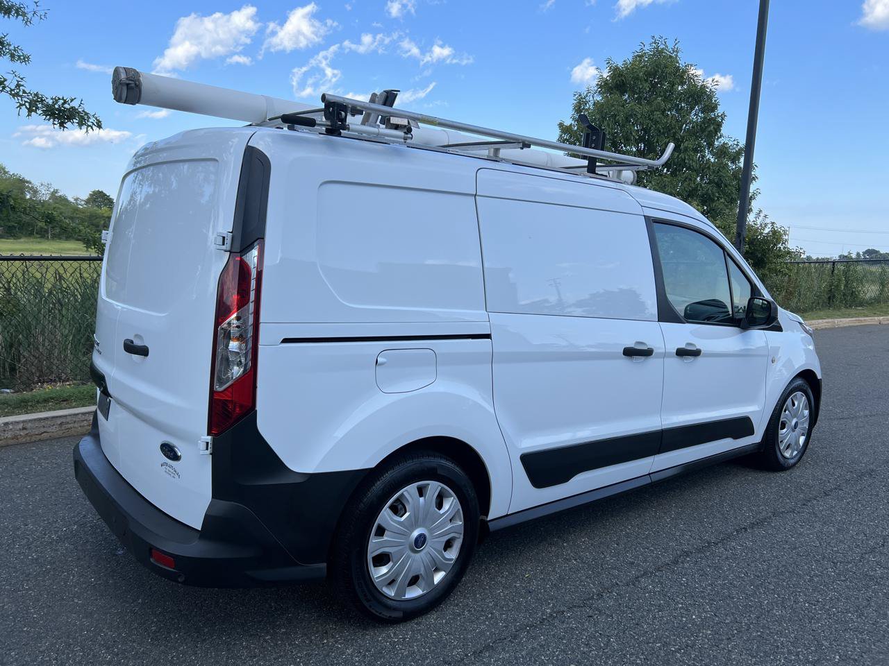 Used 2020 Ford Transit Connect XL FWD image 4