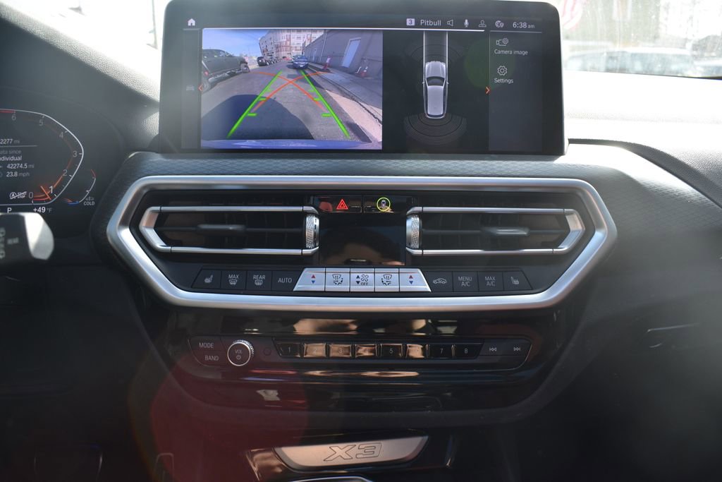 Used 2024 BMW X3 sDrive30i w/ Premium Package RWD image 17