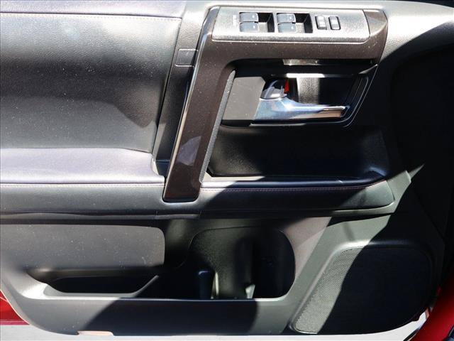Used 2021 Toyota 4Runner Venture w/ Moonroof Package AWD/4WD image 11