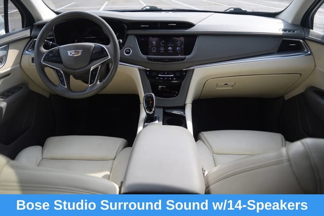 Used 2017 Cadillac XT5 Luxury w/ Driver Awareness Package FWD image 7