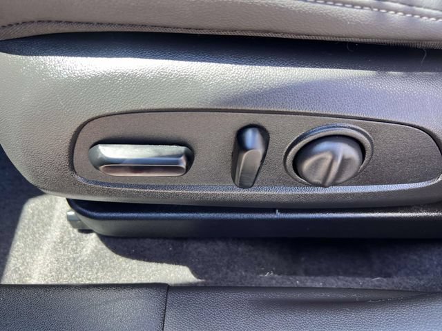 Certified 2024 Chevrolet Trax ACTIV w/ Driver Confidence Package FWD image 18