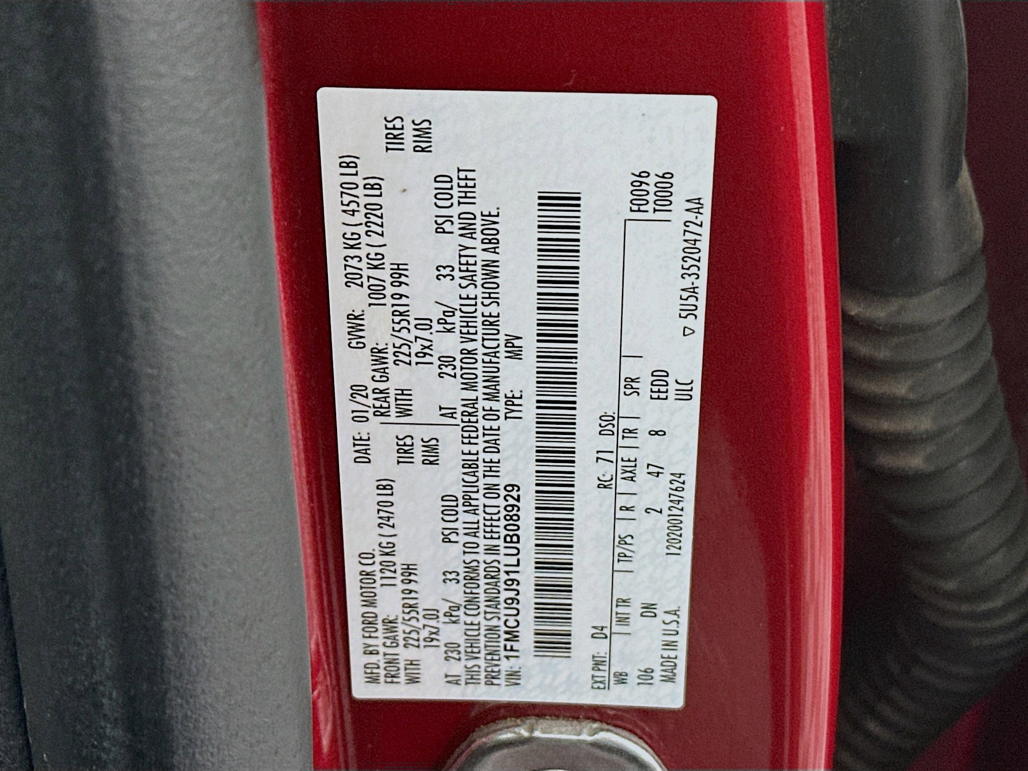 Used 2020 Ford Escape Titanium image 12