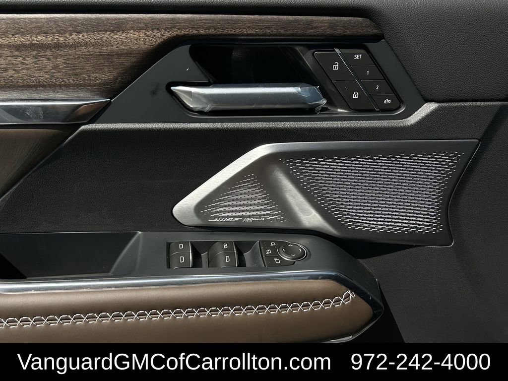 New 2026 GMC Acadia Denali Ultimate w/ LPO, Floor Liner Package image 20