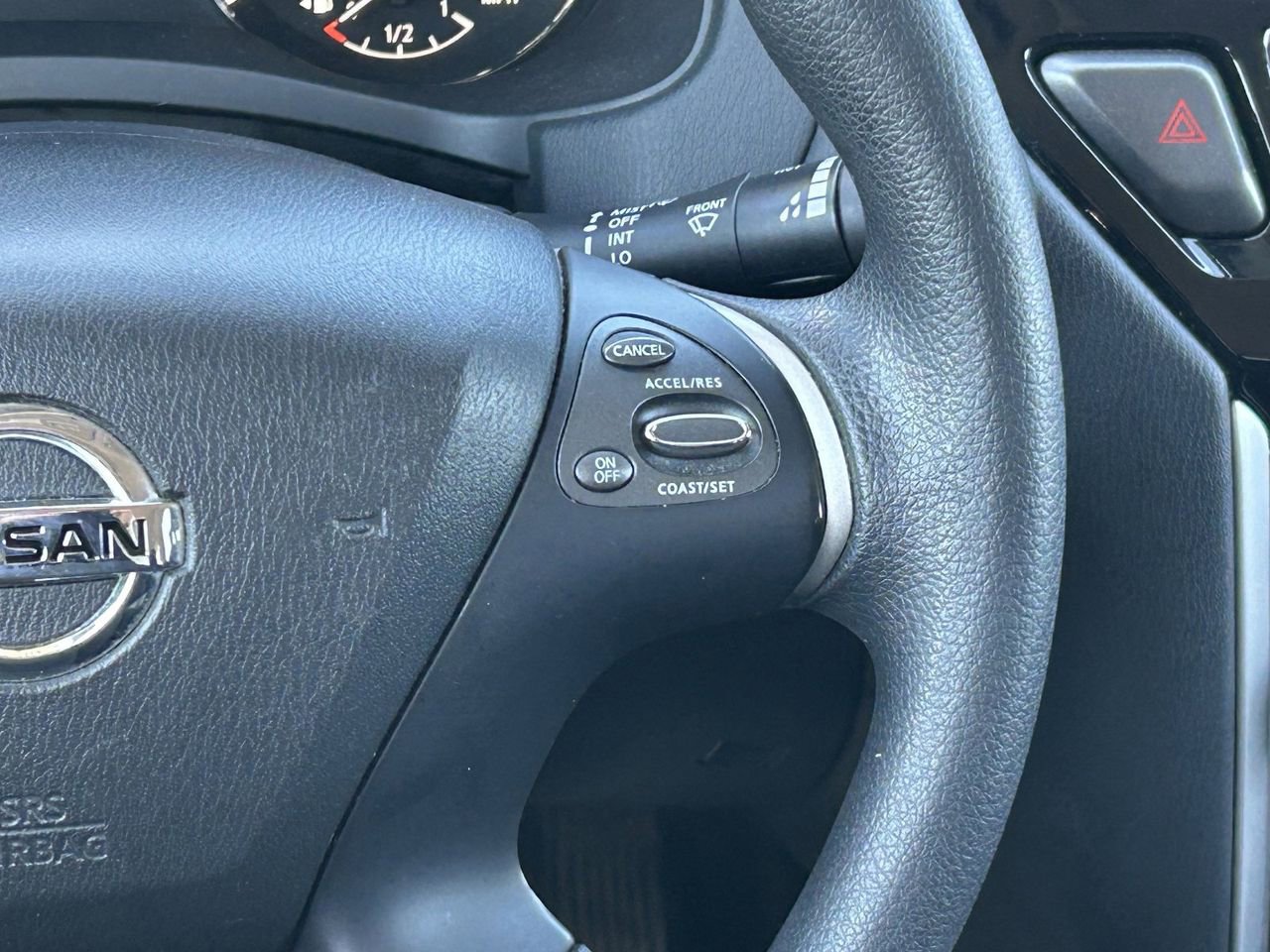 Certified 2020 Nissan Pathfinder S image 28