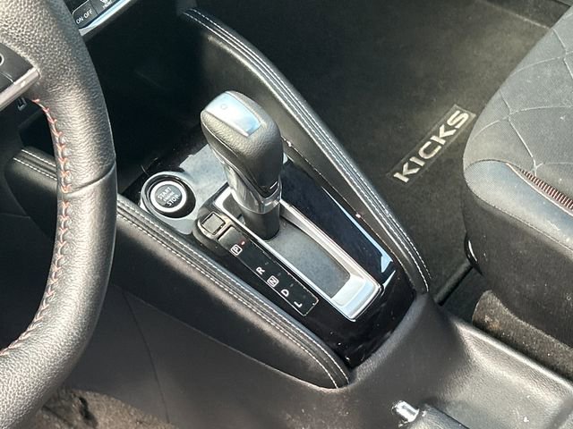 Used 2020 Nissan Kicks SR w/ Exterior Package image 23