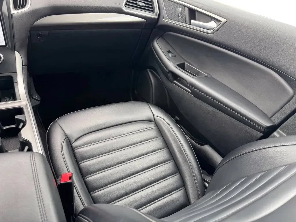 Used 2024 Ford Edge SEL AWD/4WD image 20