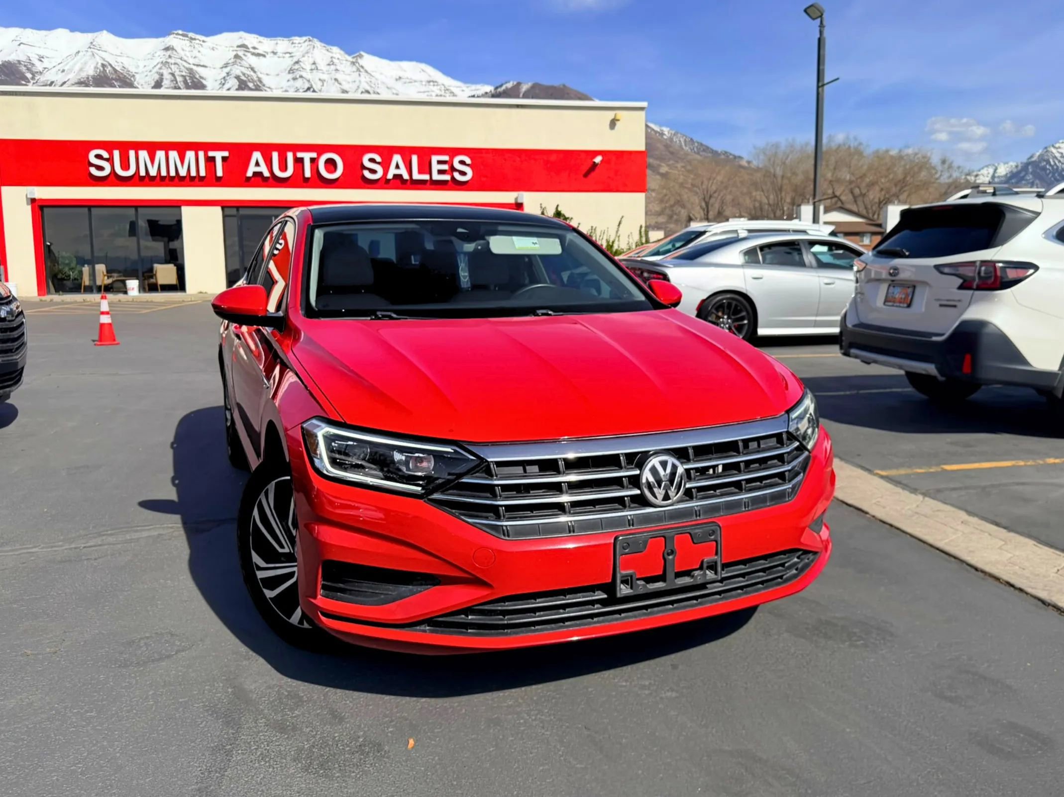 Used 2020 Volkswagen Jetta SEL image 2