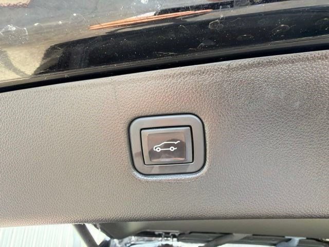 Used 2023 Chevrolet Blazer LT w/ Convenience Package FWD image 35