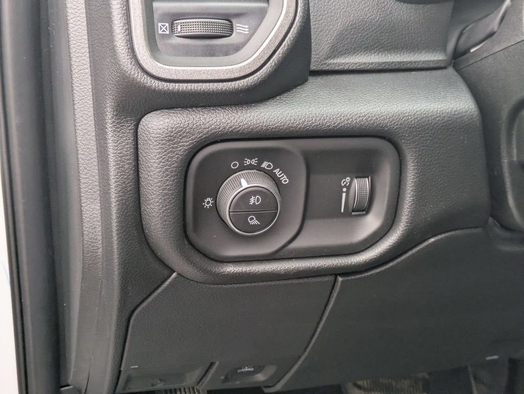New 2026 RAM 3500 Tradesman AWD/4WD image 13